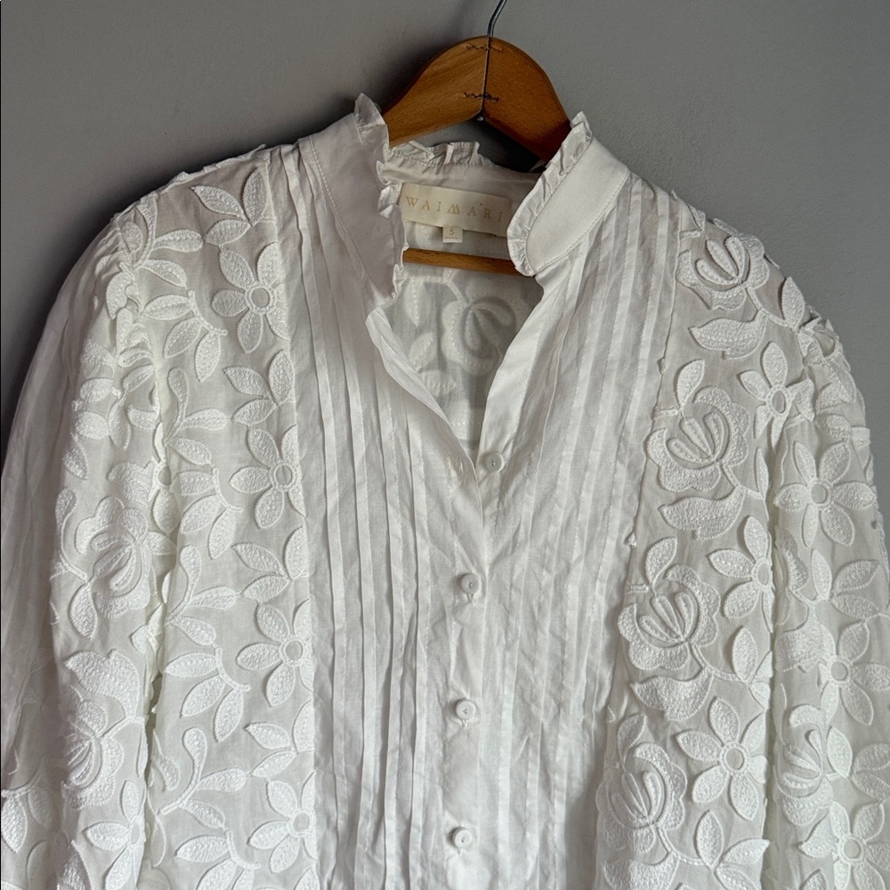 Waimari Magnolia Floral Button-Up Blouse Small - Picture 7 of 13